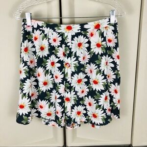 Hollister Cottage floral white daisies button skirt flowy soft womens sz Large